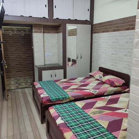 Sri Vari Residency Albergue Vellore Exterior foto