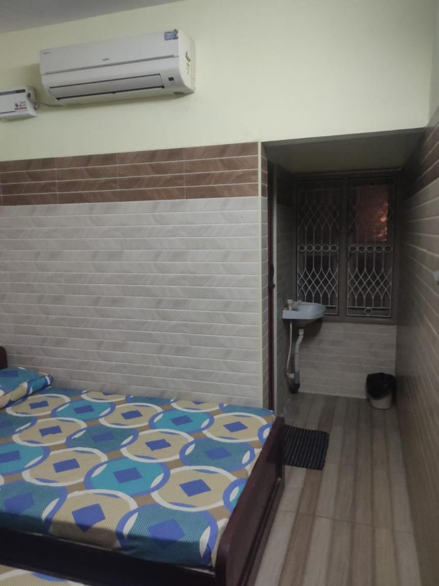 Sri Vari Residency Albergue Vellore Exterior foto